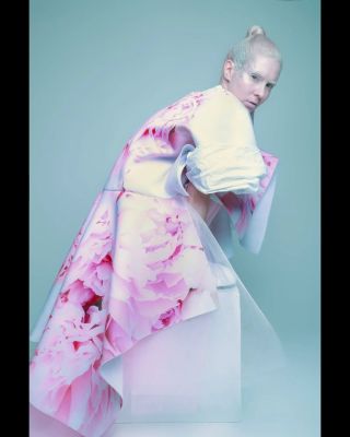 SCANNER_V7.0 // TARGET_LOCKED CELESTIAL PEONY DRESS Description The Celestial Peony Bloom dress emerged from a luminous...